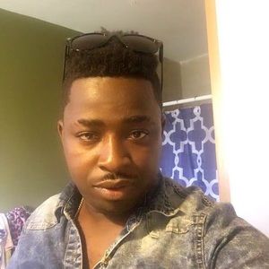 Meet your Posher, Jean